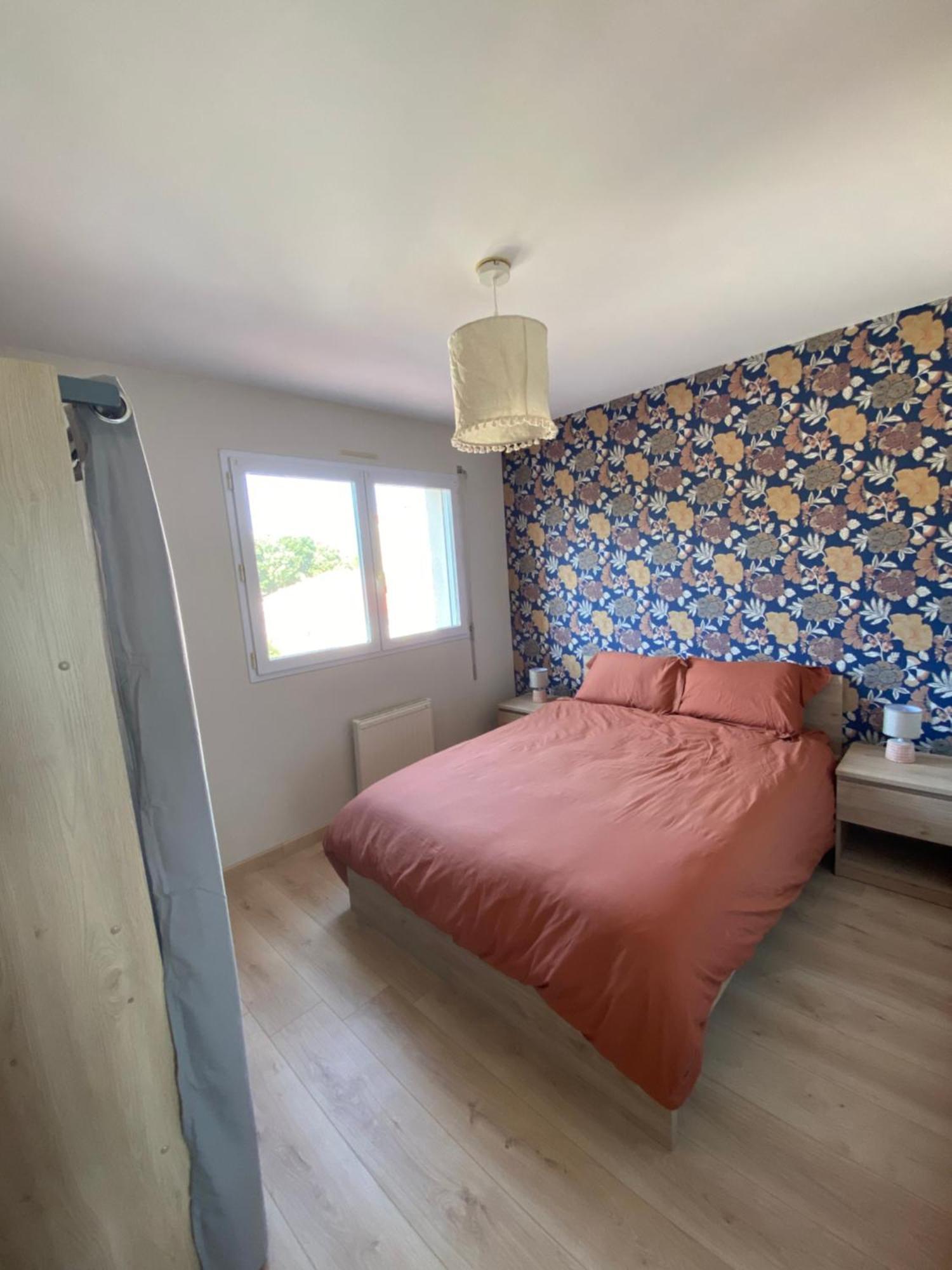 Appartement Vue Sur Mer Et Le Port Jard-sur-Mer Exterior photo